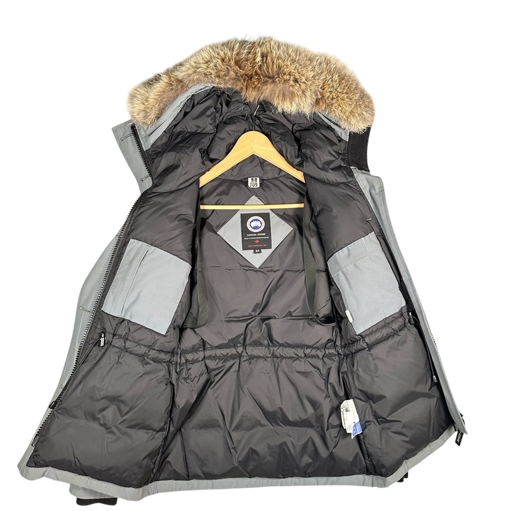 CANADA GOOSE Montello Insulated Down Winter Parka in Mid Grey - Picture 12 of 16